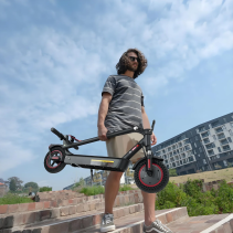 iScooter i9 MAX elektrinis paspirtukas 500W - 35 km/h, 40 km nuotolis