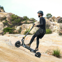 VIPCOO VS6 Pro 2400W Dual Motor elektrinis paspirtukas